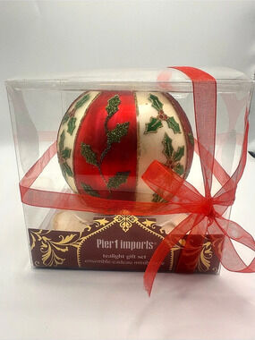Pier 1 Imports Vintage Christmas Glass Ornament Tealight Gift Set Holly Red Gree